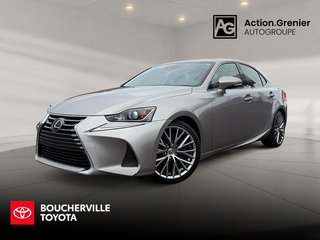 2017 Lexus IS 300 AWD + PREMIUM PKG + CUIR + TOIT + CAMERA + BT