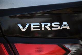 2021 Nissan Versa S + CAMERA DE RECUL + SIEGES CHAUFFANTS + MANUELLE