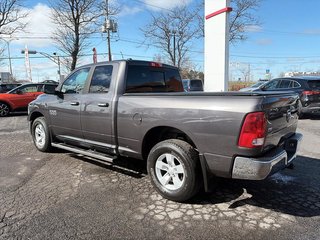 2015 Ram 1500 SLT + QUAD CAB + EXTRA PROPRE + BLUETOOTH + MAGS +