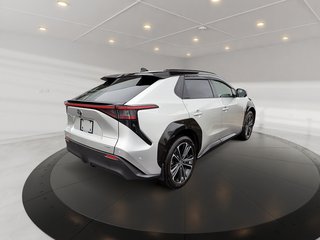 Toyota bZ4X XLE AWD + TECH + CUIR + TOIT PANO + JBL + WOW!! 2023