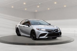 Toyota Camry Hybrid XSE 2021