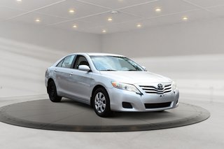 2011 Toyota Camry 2011 LE + SEULEMENT 83566 KM