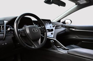 Toyota Camry SE + SIEGES CHAUFFANT + CAMERA DE RECUL 2021