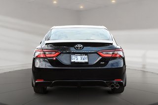 Toyota Camry SE + SIEGES CHAUFFANT + CAMERA DE RECUL 2021