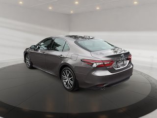 2022 Toyota Camry Hybrid XLE HYBRIDE + CARPLAY + CUIR + TOIT + JBL