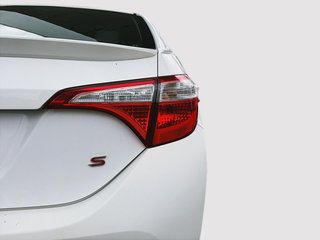 2016 Toyota Corolla S + CAMÉRA + BLUETOOTH + SIÈGES CHAUFFANTS