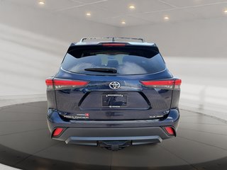 2020 Toyota Highlander XLE AWD + CUIR + TOIT OUVRANT + CARPLAY + CAMERA +