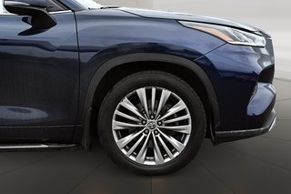 2021 Toyota Highlander 2021 LIMITED + AWD + GPS + CUIR + TOIT + CAMERA