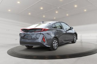 2022 Toyota PRIUS PRIME