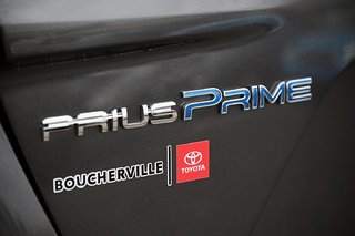 2022 Toyota PRIUS PRIME