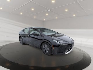 2024 Toyota Prius Plug-in Hybrid SE