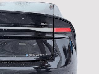 2024 Toyota Prius Plug-in Hybrid SE