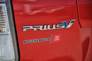 Toyota Prius v HATCH BACK + CUIR + UN SEUL PROPRIETAIRE 2016