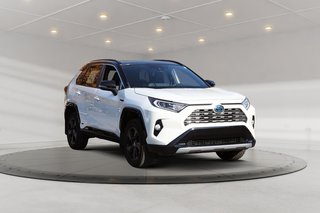 Toyota RAV4 Hybrid XLE 2021