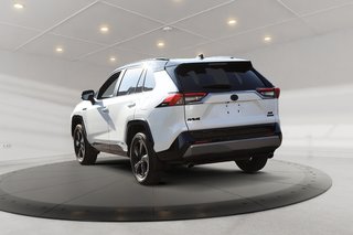 Toyota RAV4 Hybrid XLE 2021