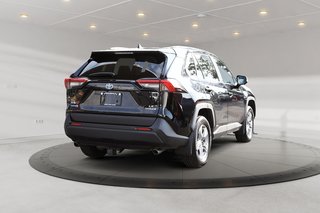 Toyota RAV4 Hybrid LE 2022