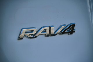 2017 Toyota RAV4 SE + CUIR + TOIT OUVRANT