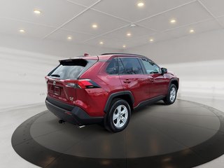 2019 Toyota RAV4 XLE AWD + TOIT OUVRANT + CARPLAY + CAM +++