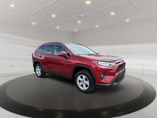 2019 Toyota RAV4 XLE AWD + TOIT OUVRANT + CARPLAY + CAM +++