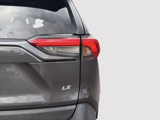 2019 Toyota RAV4 LE + CARPLAY + CAMÉRA RECUL + SIÈGES CHAUFFANTS