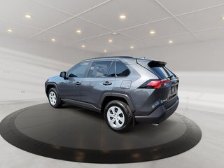 2019 Toyota RAV4 LE + CAMERA + CARPLAY + SIÈGES CHAUFFANTS ++