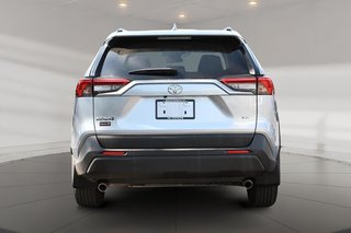 2020 Toyota RAV4 LE + CAMERA + BLUETOOTH + APPLE CARPLAY