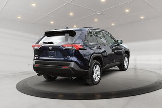 2021 Toyota RAV4 XLE + TOIT OUVRANT + TRACTION INTEGRALE