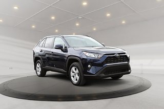 2021 Toyota RAV4 XLE + TOIT OUVRANT + TRACTION INTEGRALE