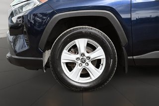 2021 Toyota RAV4 XLE + TOIT OUVRANT + TRACTION INTEGRALE
