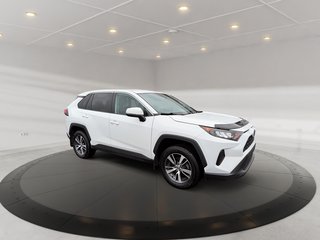 2022 Toyota RAV4 LE AWD + CARPLAY + CAMERA + SIÈGES CHAUFFANTS