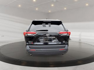 2022 Toyota RAV4 XLE AWD + TOIT OUVRANT + CARPLAY +CAMERA + MAGS