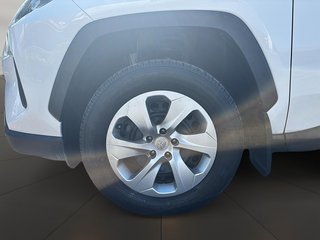 2022 Toyota RAV4 LE AWD + CARPLAY + CAMERA + SIÈGES CHAUFFANTS