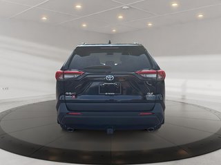 2023 Toyota RAV4 Hybrid XLE + TOIT OUVRANT + CARPLAY + CAMERA + WOW
