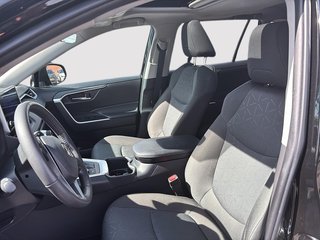 2023 Toyota RAV4 Hybrid XLE + TOIT OUVRANT + CARPLAY + CAMERA + WOW