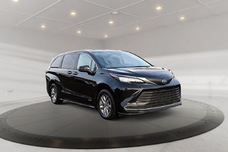 2021 Toyota Sienna Hybrid XLE  7-PASS