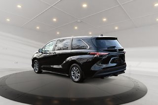 2021 Toyota Sienna Hybrid XLE  7-PASS