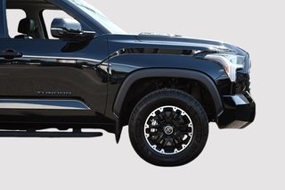 Toyota Tundra Limited Hybrid + SIEGES EN CUIR + TOIT PANORAMIQUE 2024