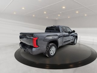 Toyota Tundra SR5 + 4 PORTES + CARPLAY + CAMERA RECUL 2024