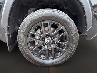 2025 Toyota Tundra Limited Hybrid + 6.5FT BOX + CUIR + TOIT PANO +++