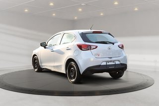 Toyota Yaris Hatchback 6AT 2020