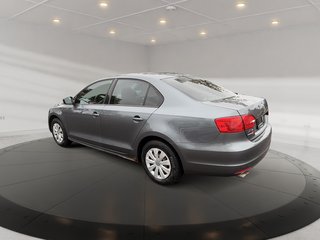 Volkswagen Jetta TRENDLINE PLUS + AIR CLIMATISÉ + SIÈGES CHAUFFANTS 2013