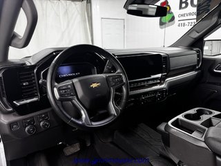 Chevrolet Silverado 1500  2023 à Rimouski, Québec - 3 - w320h240px