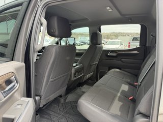 Chevrolet Silverado 1500 RST 3.0L | 13 000LBS TOWING PACK 2025 à Rimouski, Québec - 6 - w320h240px