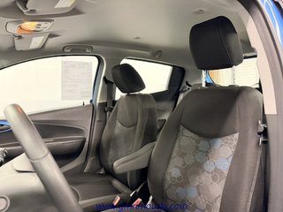 Chevrolet SPARK LT AUTO 2016 à Rimouski, Québec - 4 - w320h240px