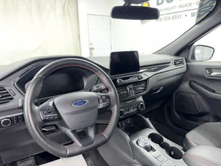 2023 Ford Escape ST-LINE PNEUS ÉTÉ ET HIVER in Rimouski, Quebec - 6 - w320h240px