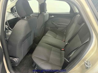 2017 Ford Focus in Rimouski, Quebec - 4 - w320h240px