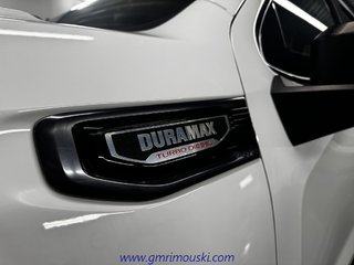 GMC SIERRA  2021 à Rimouski, Québec - 2 - w320h240px