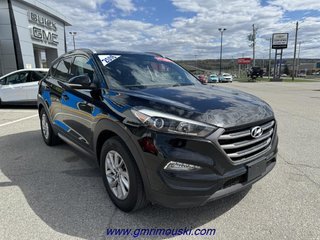 2016 Hyundai Tucson in Rimouski, Quebec - 2 - w320h240px