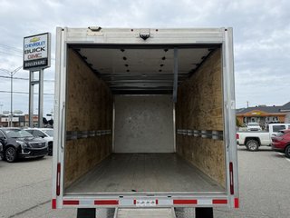 2025 Chevrolet EXPRESS COMMERC 3500 CUBE 14'' V8 6.6L in Rimouski, Quebec - 6 - w320h240px