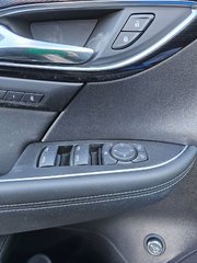 2023 Buick ENVISION in Pickering, Ontario - 22 - w320h240px